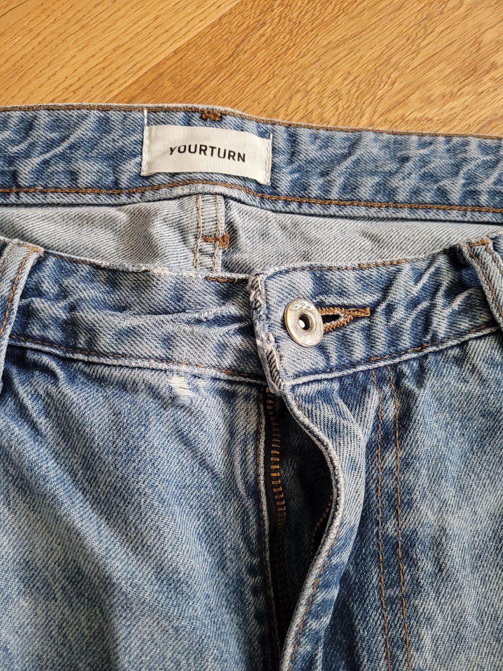 Pantaloni: Jeans Yourturn, light blue, Grösse 33/32 – Usato da Büren NW venduto da nie_k6382 2