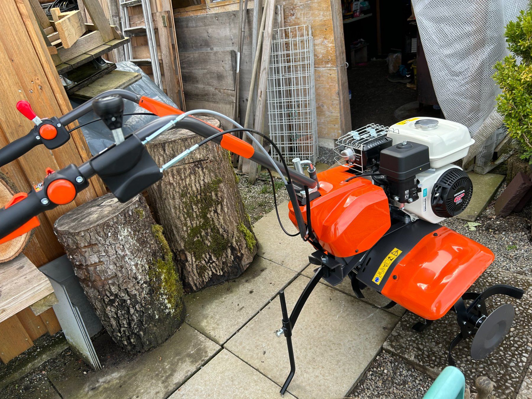 Tutte le macchine: Bodenhacke Husqvarna TF435P – Usato da Gossau SG venduto da Vujke 1
