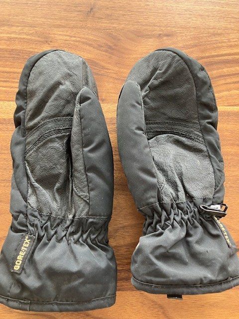 Handschuhe & Handstulpen: 2 paar handschuhe gr. m (7) – Gebraucht aus Schwarzenberg LU von kindler007 2