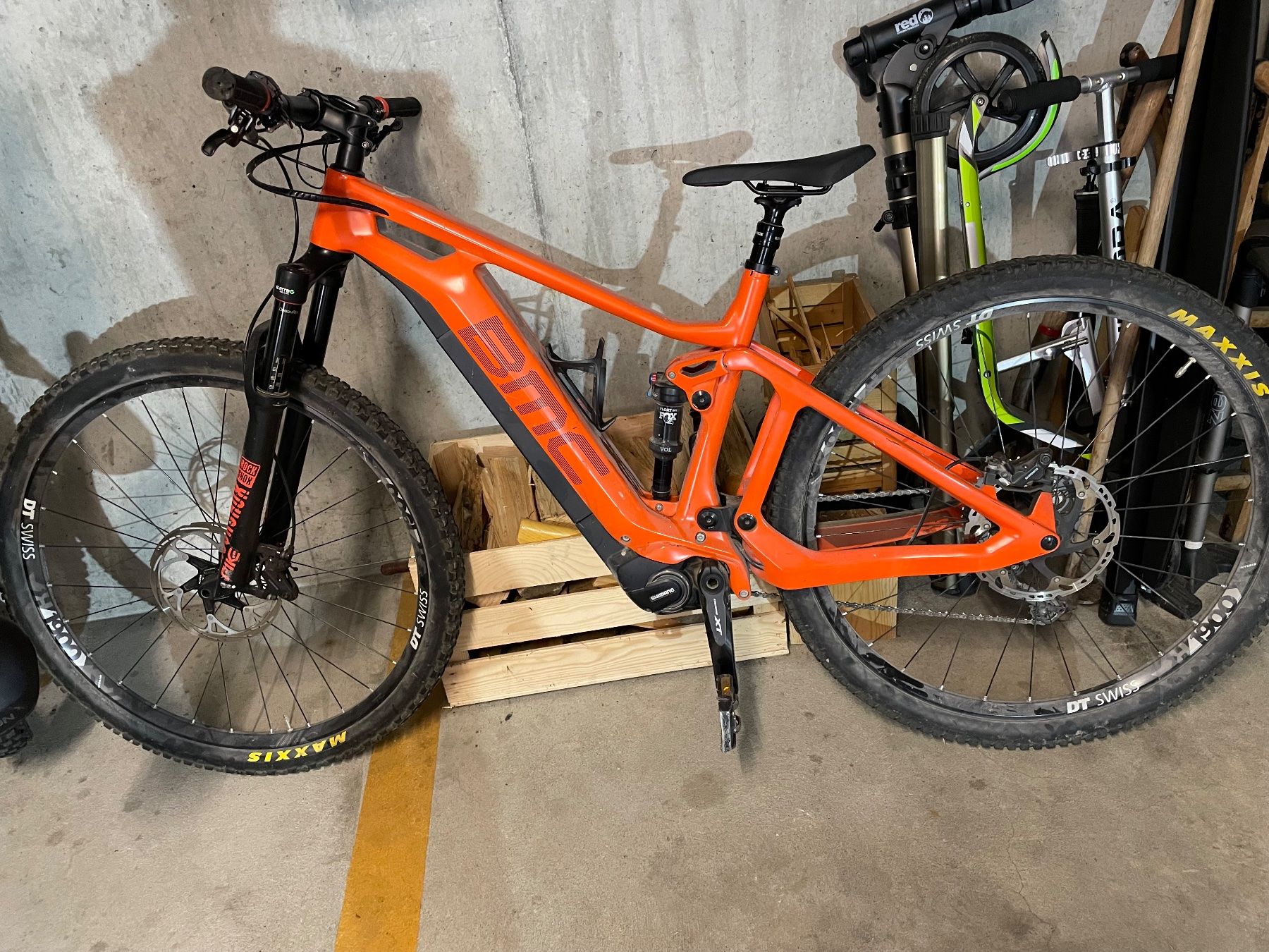 BMC Vélos: BMC Speedfox AMP Two M 20 XT 1x11 /rot carbon EMountainbike – D'occasion à Spiegel b. Bern par Burdicrew