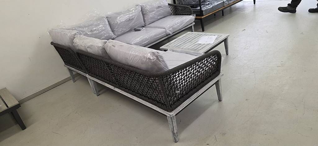 Divani: Gartenlounge neu – Nuovo e nell'imballaggio originale da Lützelflüh-Goldb venduto da Rampenverkauf_72_ 3
