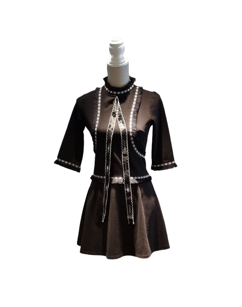 Vestiti: DAS besondere kleine Schwarze Gr. 34 – Usato da Champlan venduto da acr_kkd5