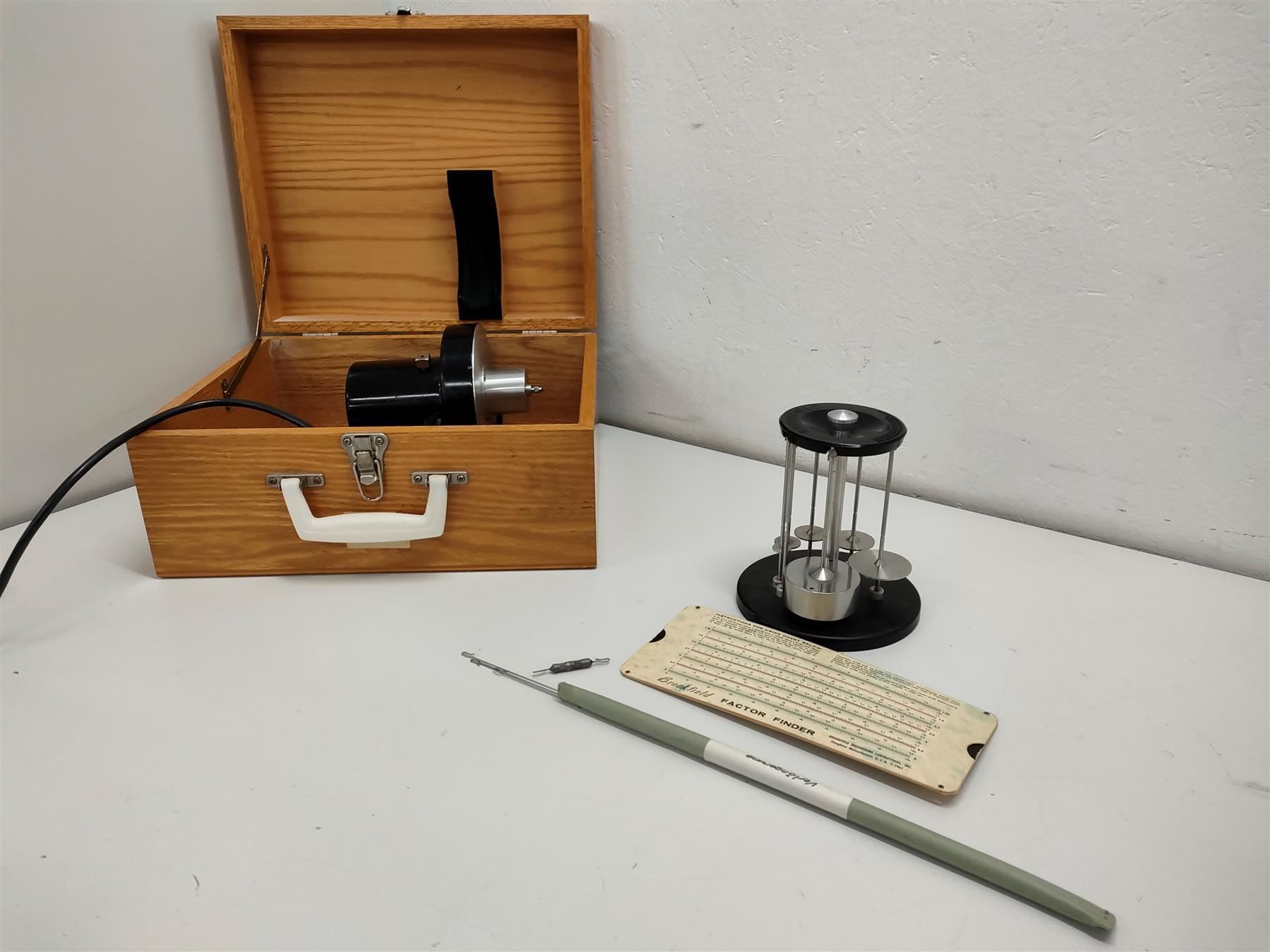 Messen: Brookfield HBT Syncro-Lectric Viscometer – Gebraucht aus Niederdorf von LeptonAG_Labor