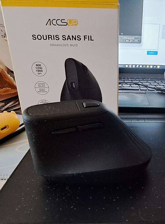 Mouse: Souris verticale sans fil Accsup 08 V3 Noir – Usato da Tafers venduto da tru_rrm9