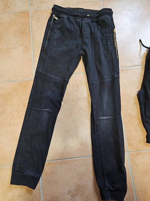 Hosen: Hose Gr 158 – Gebraucht aus Gamprin von man_j9fr