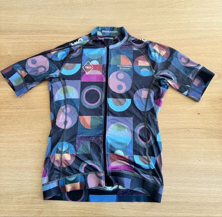 Maillot cycliste Pas Normal Studios TKO taille L comme neuf