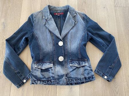 Hübscher Jeans Blazer von Jolina Style Grösse 40