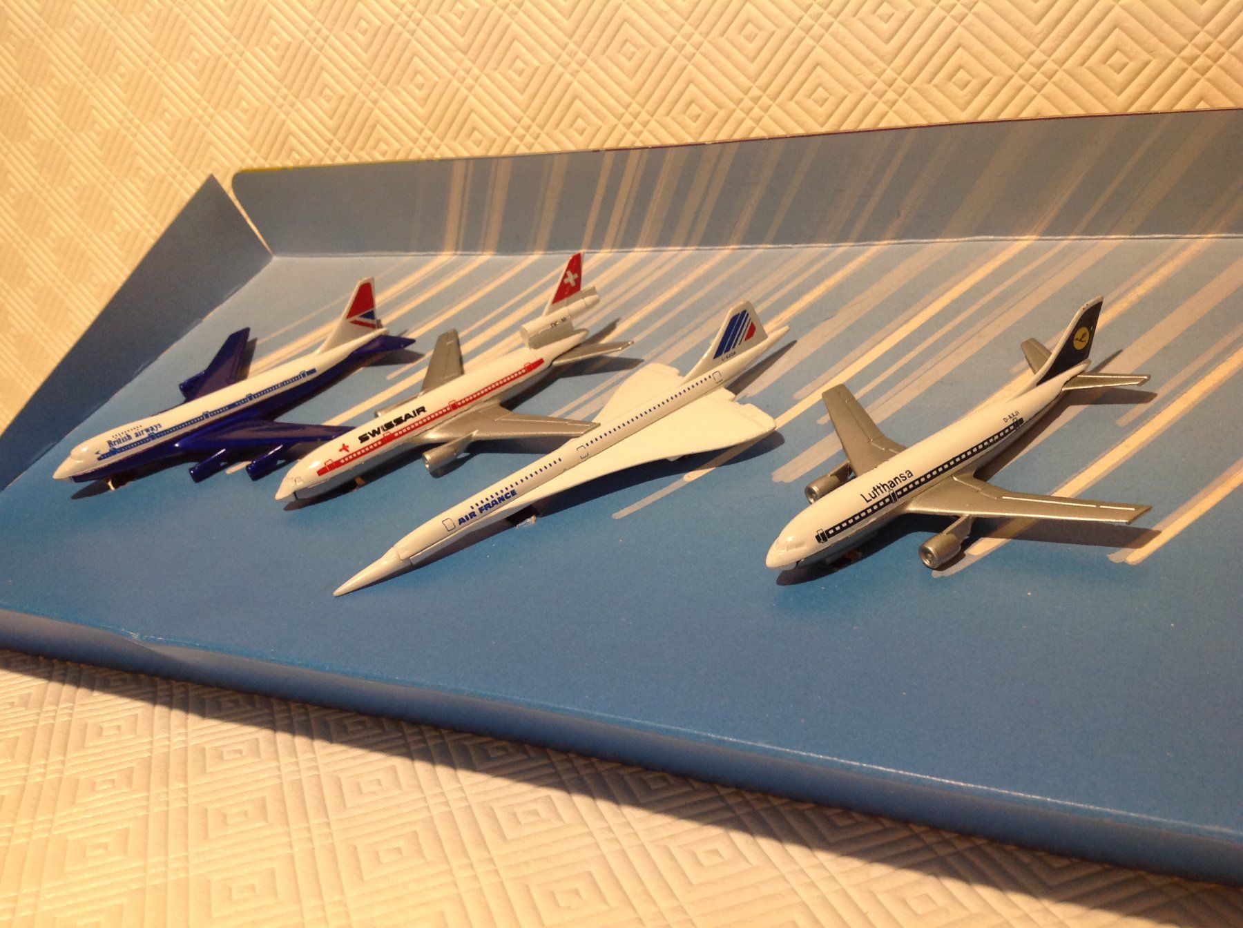 Matchbox Modellini d'auto: Matchbox , Flugzeug Gift-Set G-18 von 1979 – Usato da Seuzach venduto da Jage 1