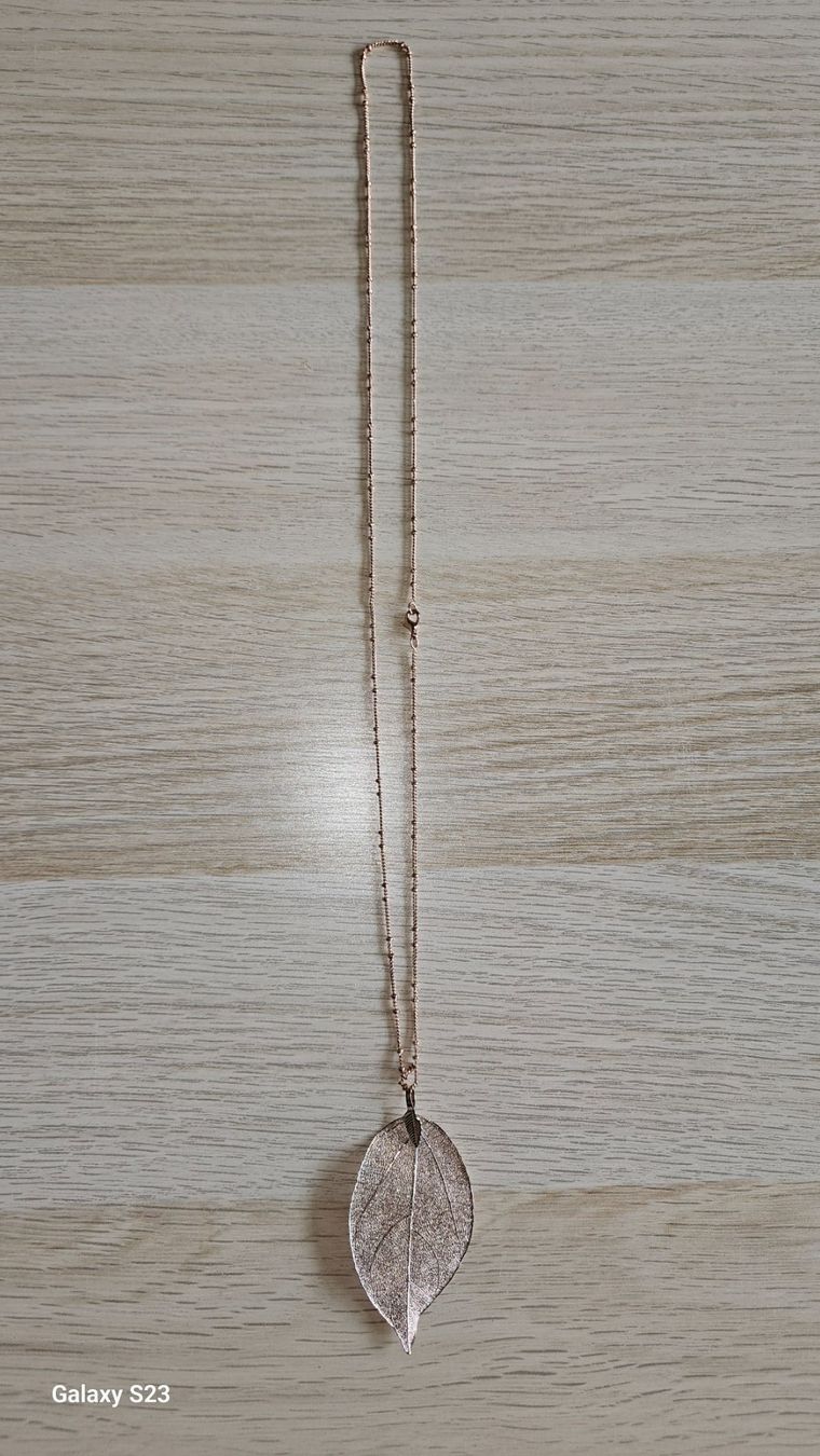 Catenine: Kette mit Blatt Anhänger - rosévergoldet .. – Nuovo (secondo la descrizione) da Sennhof (Winterthur) venduto da HG2019
