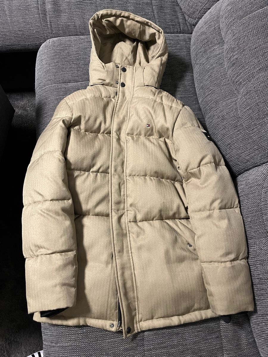 Tommy Hilfiger Giacche: Tommy Hilfiger Winterjacke – Usato da Therwil venduto da ale_7fqs