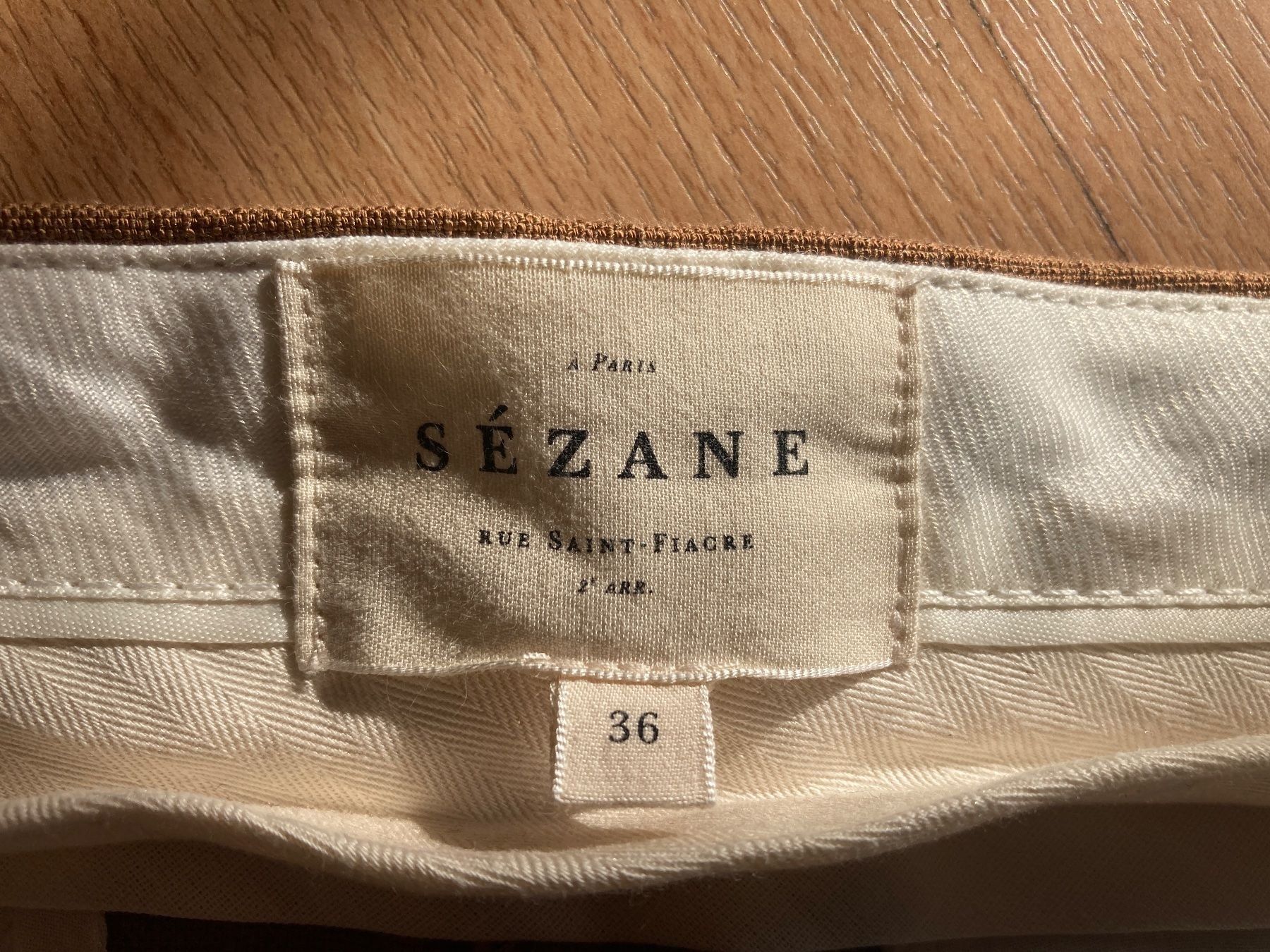 Sezane Pantaloni: Emilio Hose Sézane, Haselnuss Grösse 36 – Usato da Wohlen AG venduto da schimmelreiter1234