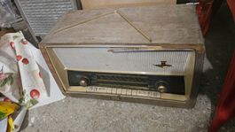 Radio d'epoca Stereo Parsifal (non funzionante)