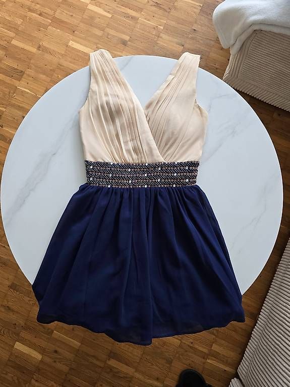Kleider: wunderschönes Cocktailkleid, Grösse S – Gebraucht aus Zürich von luethifat 1