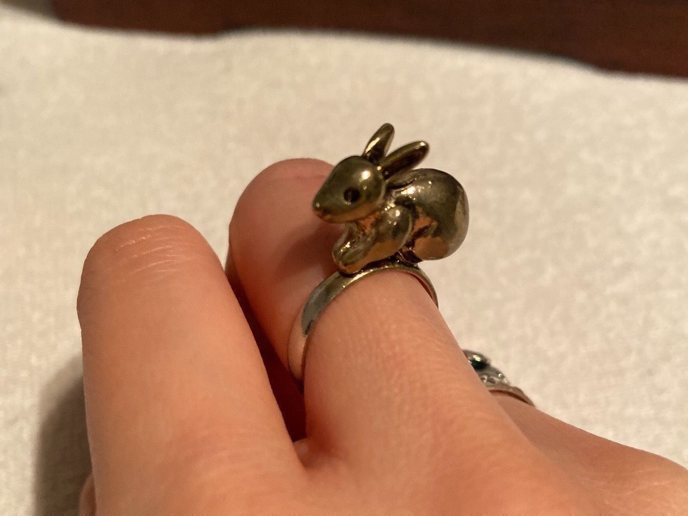 Ringe: verstellbarer Ring mit Hasenmotiv – Gebraucht aus Luzern von 2ndchances 3