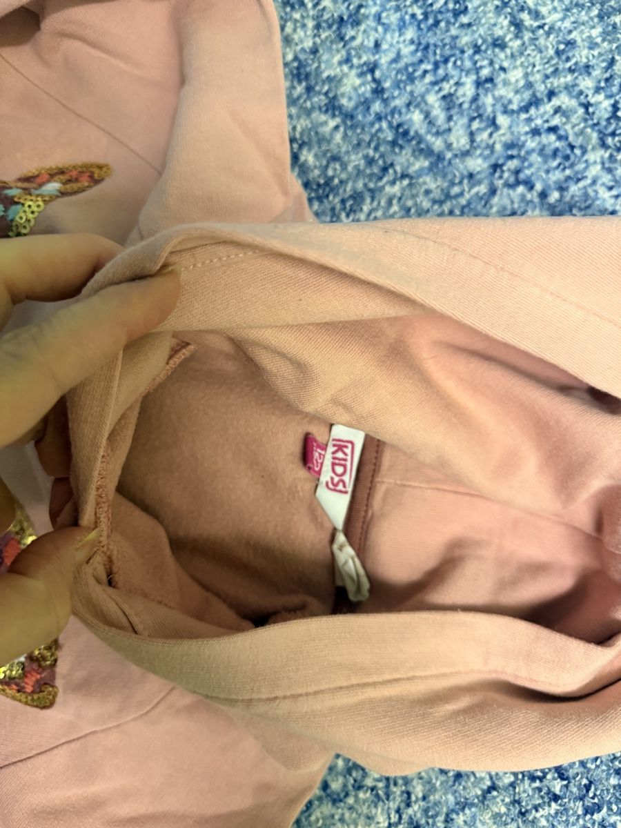 Maglioni & Felpe: Paket 5x Pullovers 122/128 – Usato da Amlikon-Bissegg venduto da Rose_Rose 6