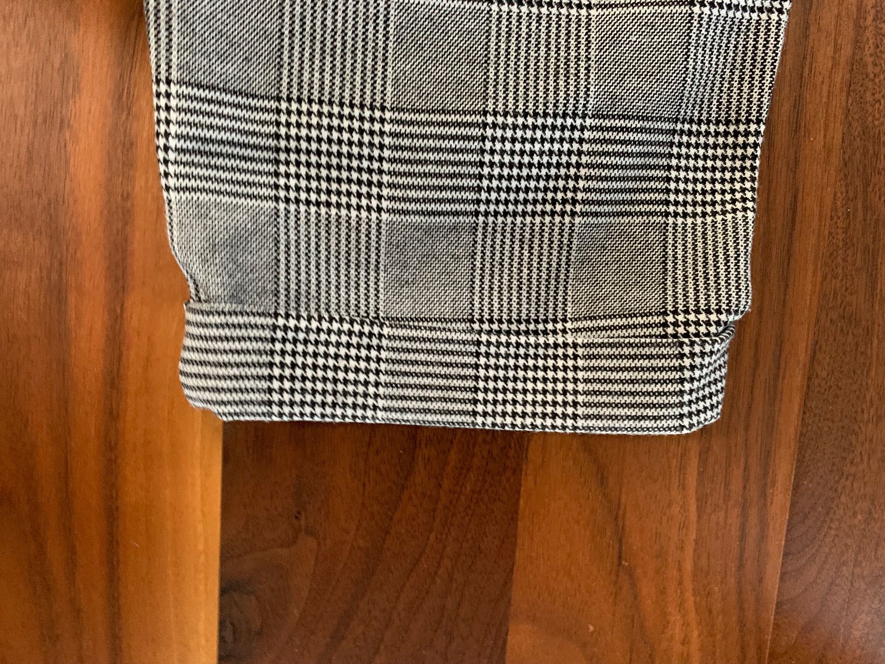 Vero Moda Pantaloni: Stoffhose kariert L/32 – Usato da Fehraltorf venduto da Nadja0205 4