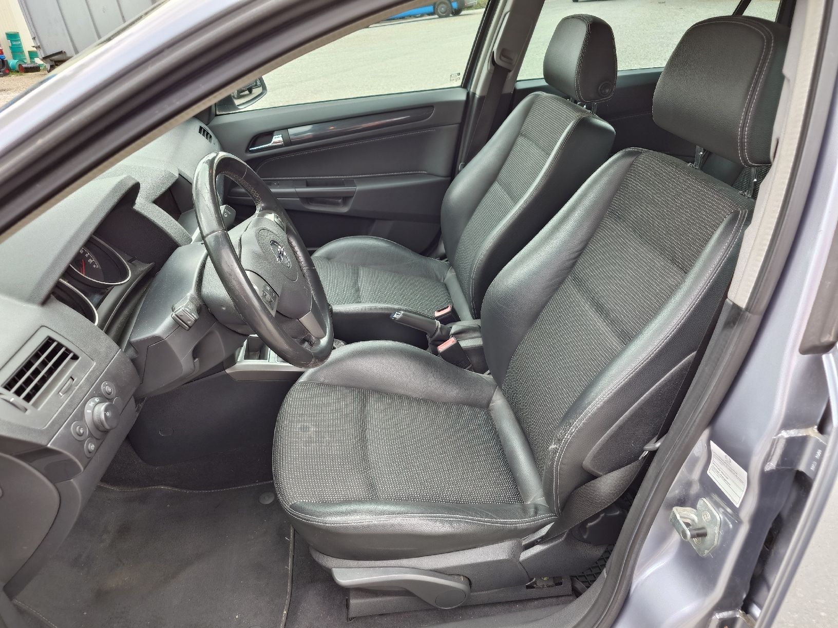 Opel Automobili: Opel Astra 1,9 Kombi – Usato da Bätterkinden venduto da Grooovy 5