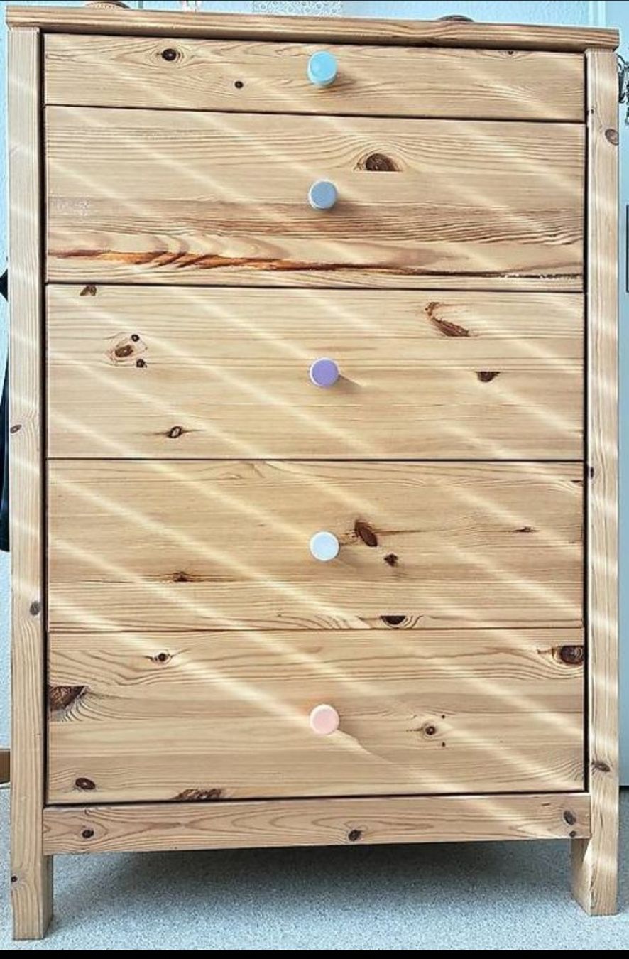 Commodes: IKEA Kommode Holzoptik – D'occasion à Kappel SO par Matschi86