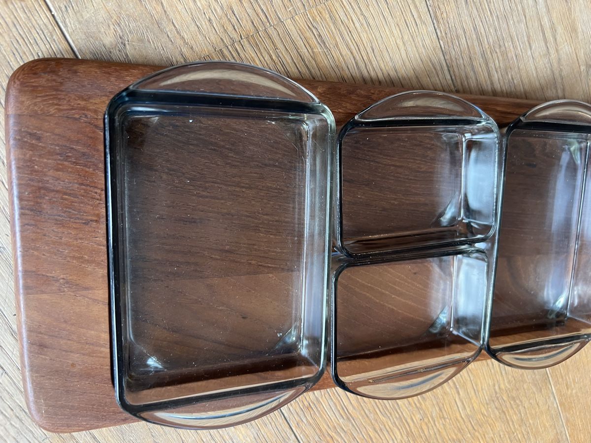 Servierplatten: Dänisches Digsmed Teak und Glas Snacktablett  – Gebraucht aus Uerikon von Saffagirl 9