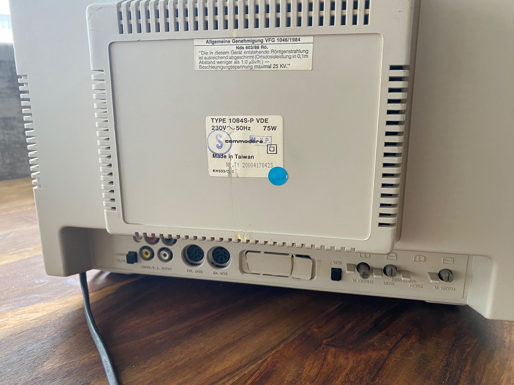 Monitore: Commodore 1084S monitor – Gebraucht aus Altendorf von  4