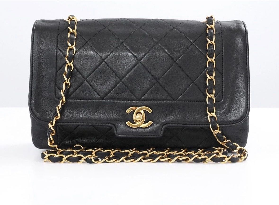Chanel Borse da donna: Chanel Vintage Classic Flap Bag – Usato da Niederwangen BE venduto da Luxury.Second.Life