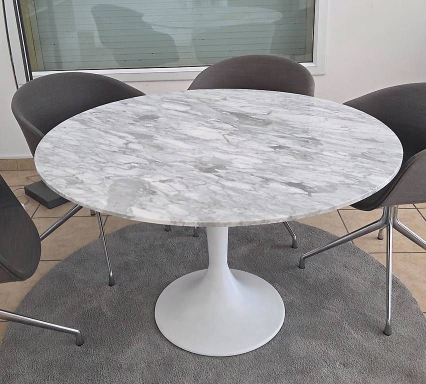 Tische: Table tulipe marbre blanc - 6 personnes – Gebraucht aus Genève von cel_9ypg