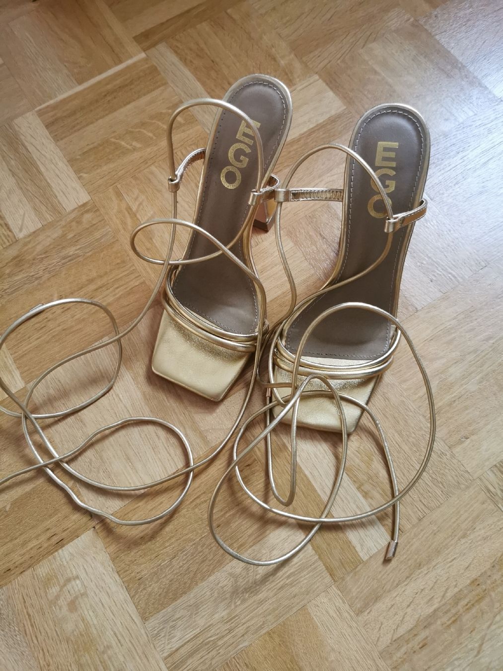 Scarpe da donna: Highheels Gold – Usato da Belp venduto da sar_r7ls