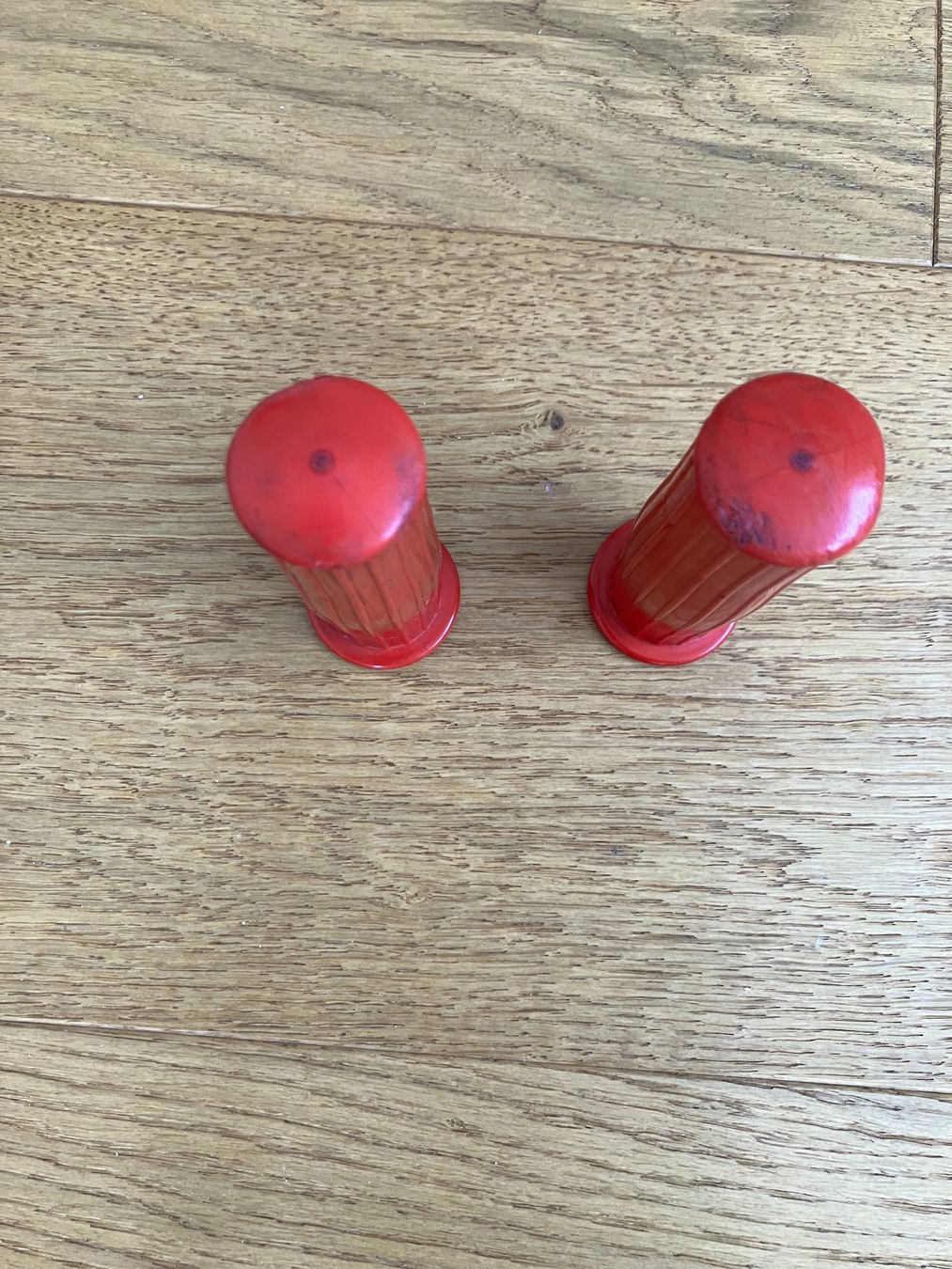 Pezzi di ricambio: Lenkergriffe rot Vintage – Usato da Obermumpf venduto da Estrela67 1
