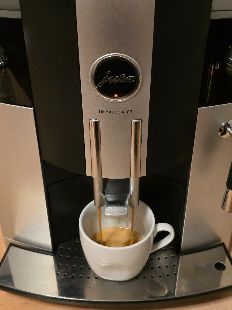 Jura Macchine per caffè & Macchine per espresso: Jura C5 – Usato da Zürich venduto da mimi_zh 4