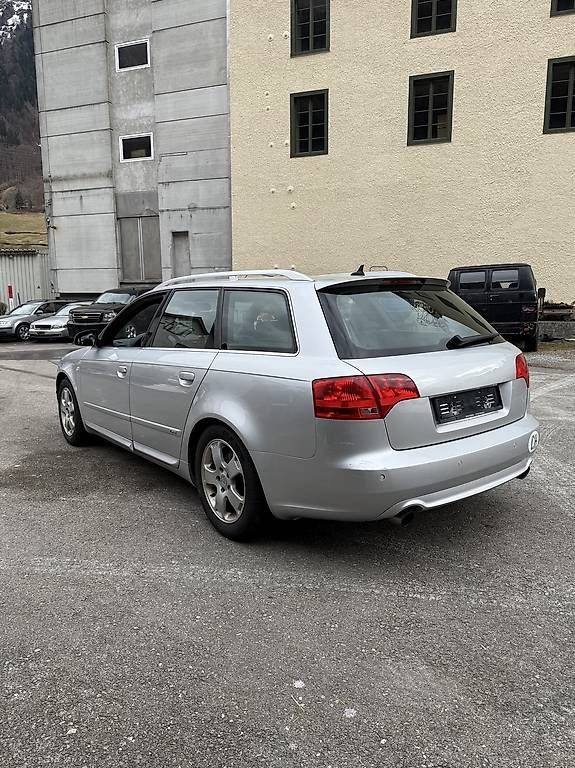Automobili: AUDI A4 2.0TFSI QUATTRO 200PS S LINE – Usato da Rüti GL venduto da ffl_my7n 3