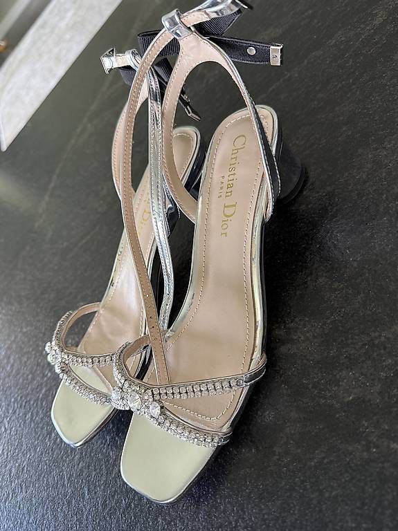 Dior Damenschuhe: Christian Dior Sandalen – Gebraucht aus Wädenswil von Cocomagi 2