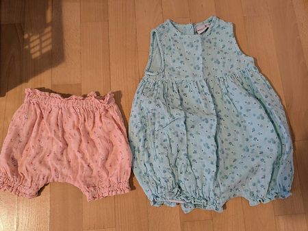 Blauer Overall und rosa Shorts von Manguun Baby 80