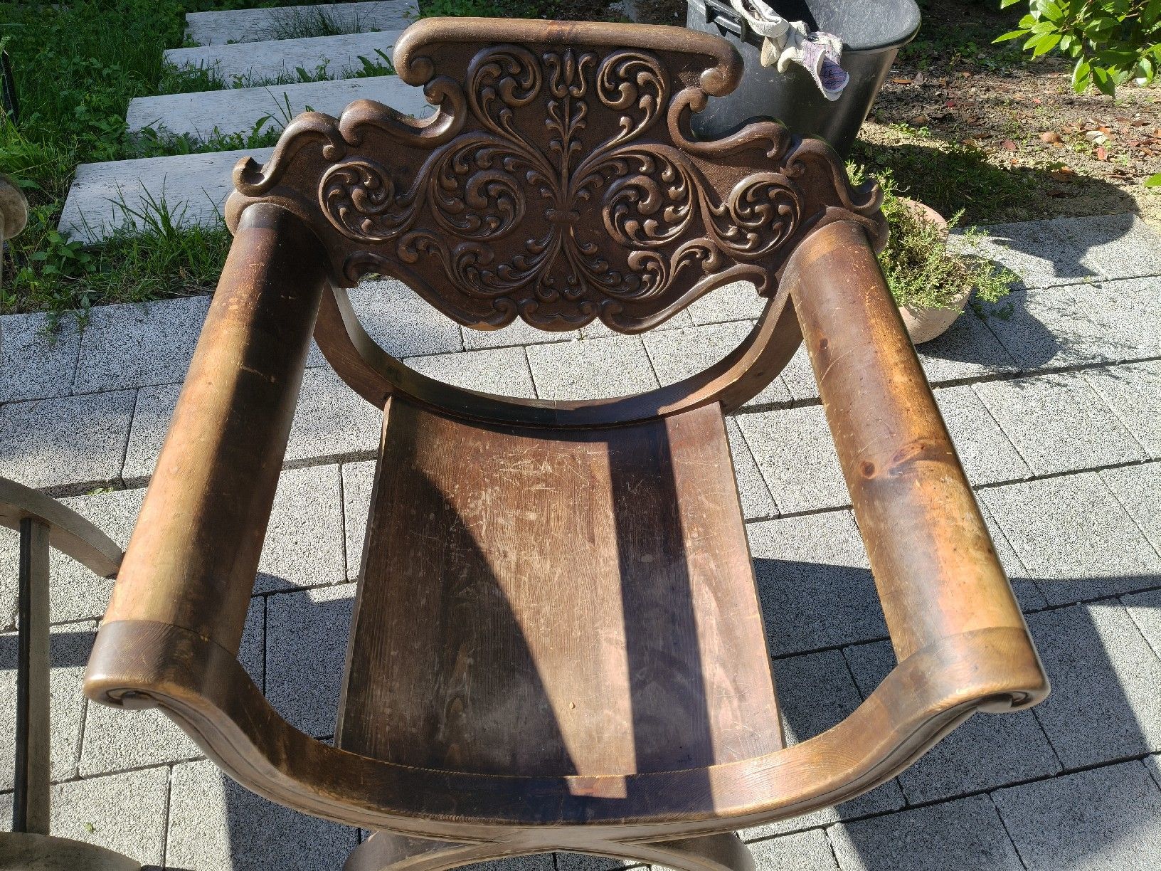 Chaises: 2 antike Scherenstühle – D'occasion à Matzendorf par tho_wq7t 2