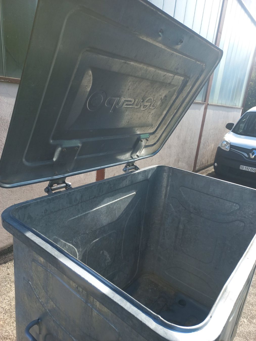 Altro per Ufficio & Commercio: Abfallcontainer Kehrichtcontainer Müllcontainer Container 3 – Usato da Dulliken venduto da Classiclerch4657 5