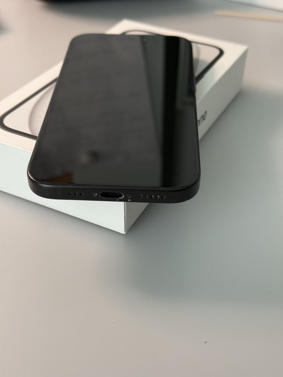 Apple Portables: IPhone 15  – D'occasion à St. Gallen par das_pmk2 4