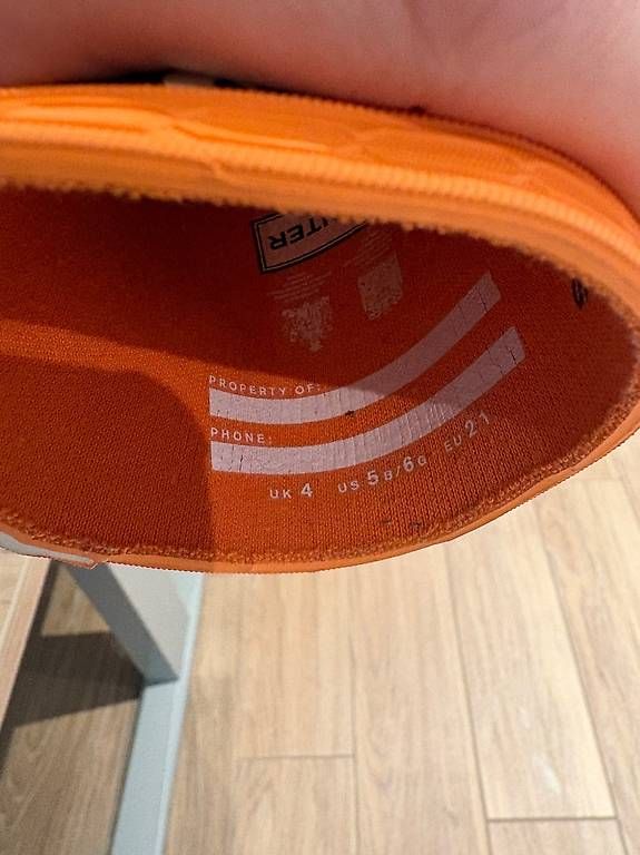 Herrenschuhe: Hunter Gummistiefel- Mikey Mous  – Gebraucht aus Hunzenschwil von del_hzv7