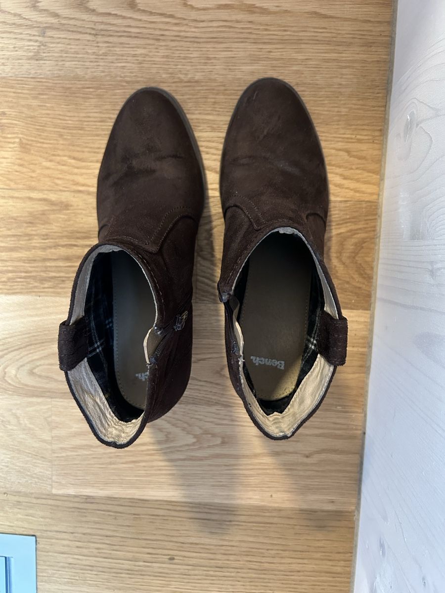 Bench Scarpe da donna: Stiefeletten Bench – Usato da Lengnau AG venduto da Anni_Mo 4