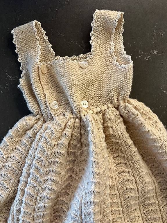 Robes et jupes: Handgestricktes Lang Yarns Kleid – D'occasion à St. Urban par JantineWVD-88 3