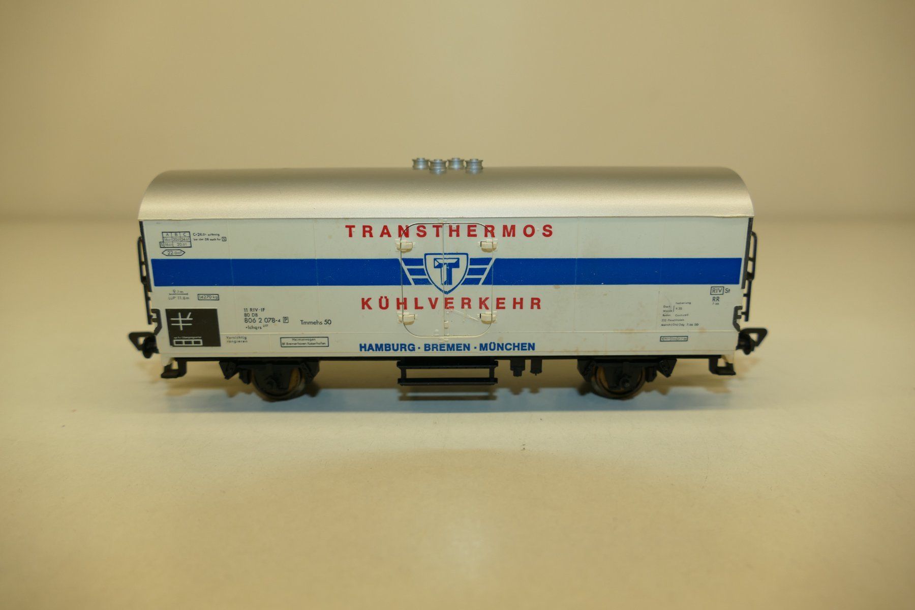Fleischmann Modellini di ferrovie: Fleischmann H0: DB Kühlwagen "Transthermos" – Nuovo (secondo la descrizione) da Niederhasli venduto da rail-duerst 1