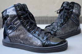 Hogan High-Top  Sneakers .38