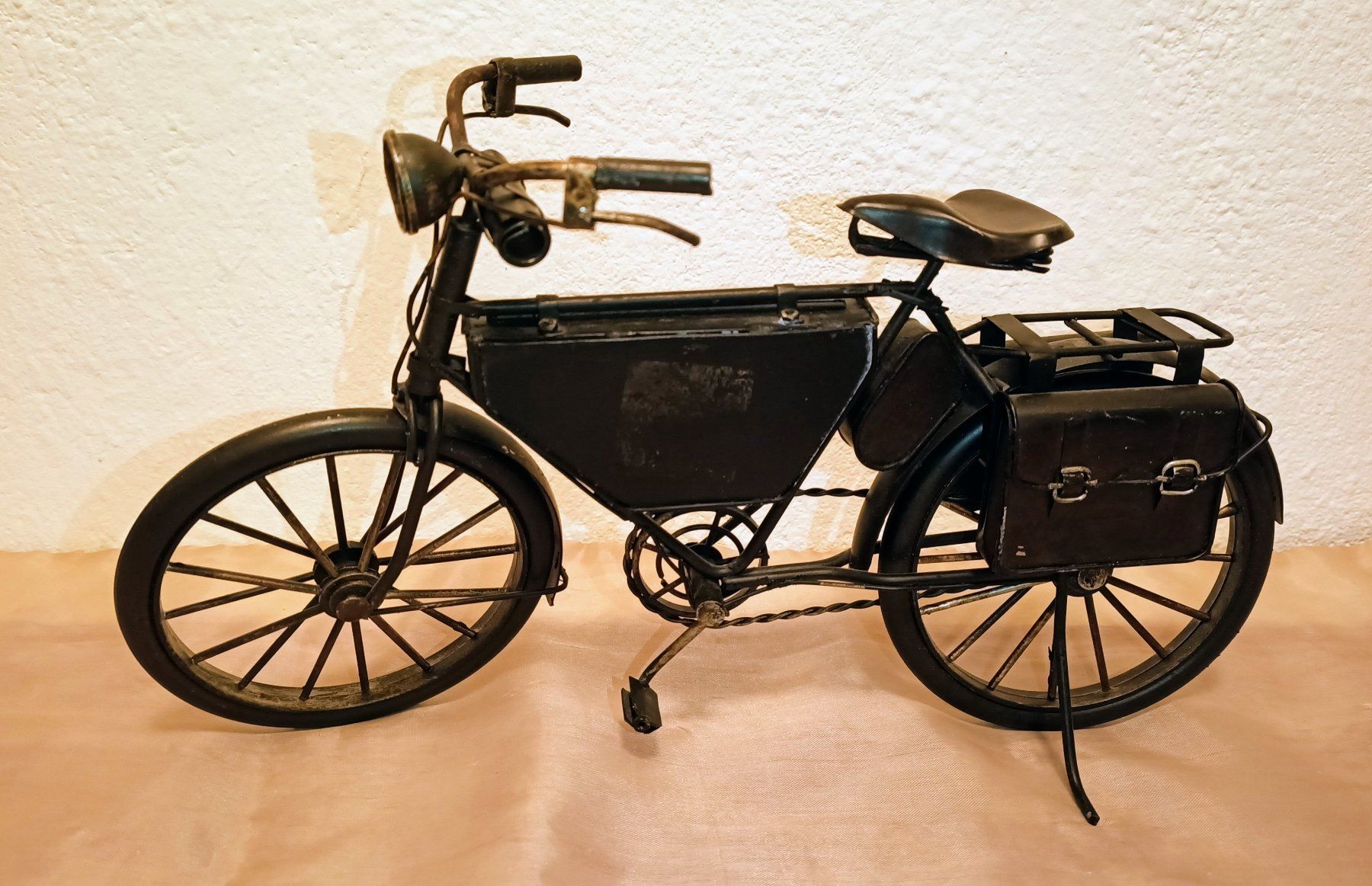 Modellbausätze & Standmodelle: Miniatur Fahrrad "Vintage" – Gebraucht aus Schwerzenbach von oldthings79 4