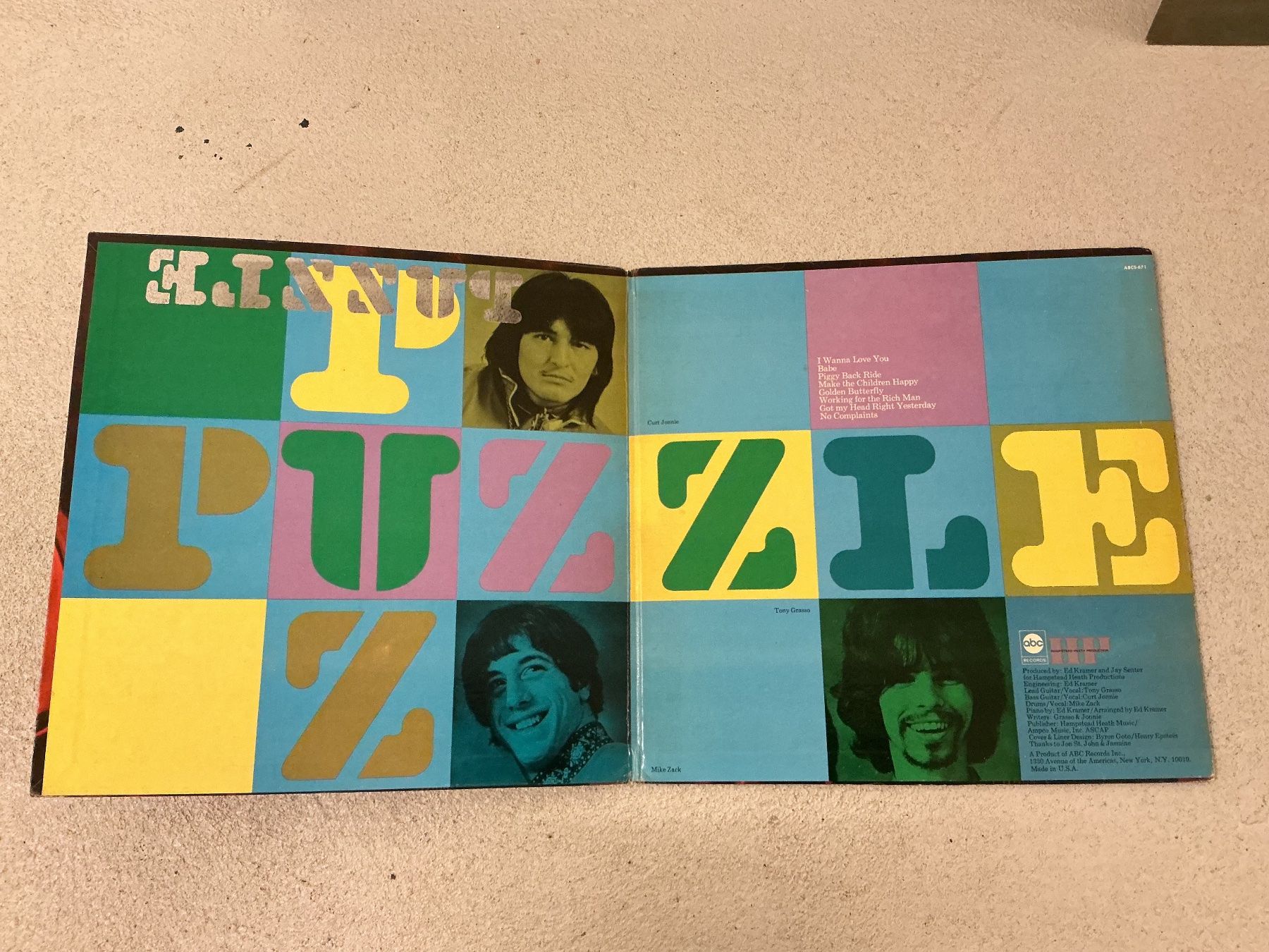 Dischi in vinile: Puzzle LP (NM-) Cover hat Seem Split – Usato da Winterthur venduto da Tumko-Vinyl 1