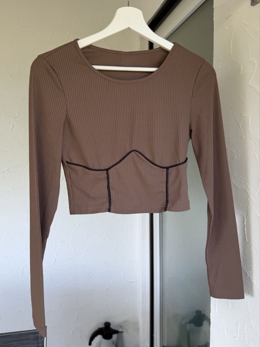 Pulls & Sweat-shirts: Langarm braun – Neuf (Voir description) à Frümsen par laura002