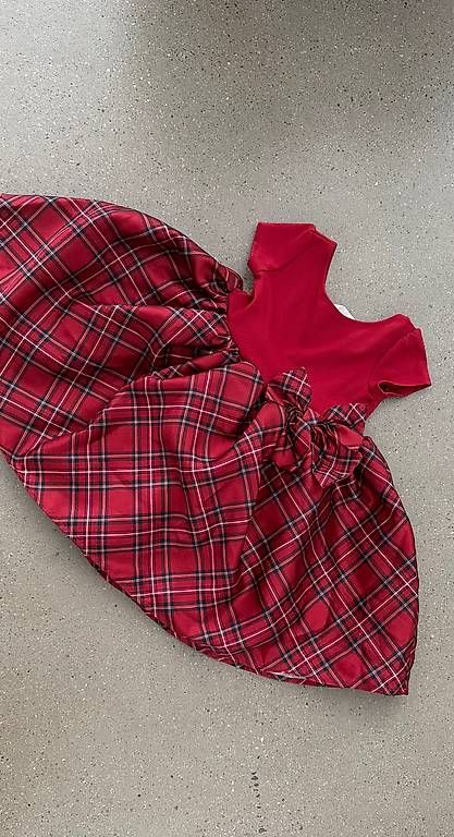 Vestiti & Gonne: H&M Kleid gr.98/104 – Usato da Dierikon venduto da san_9tc9