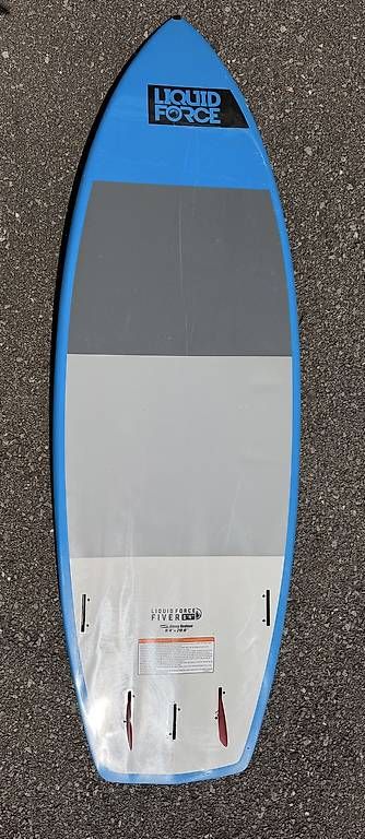 Surfboards & Schwimmbrette: Wakesurf Board – Gebraucht aus Schwyz von Roland_sie 1
