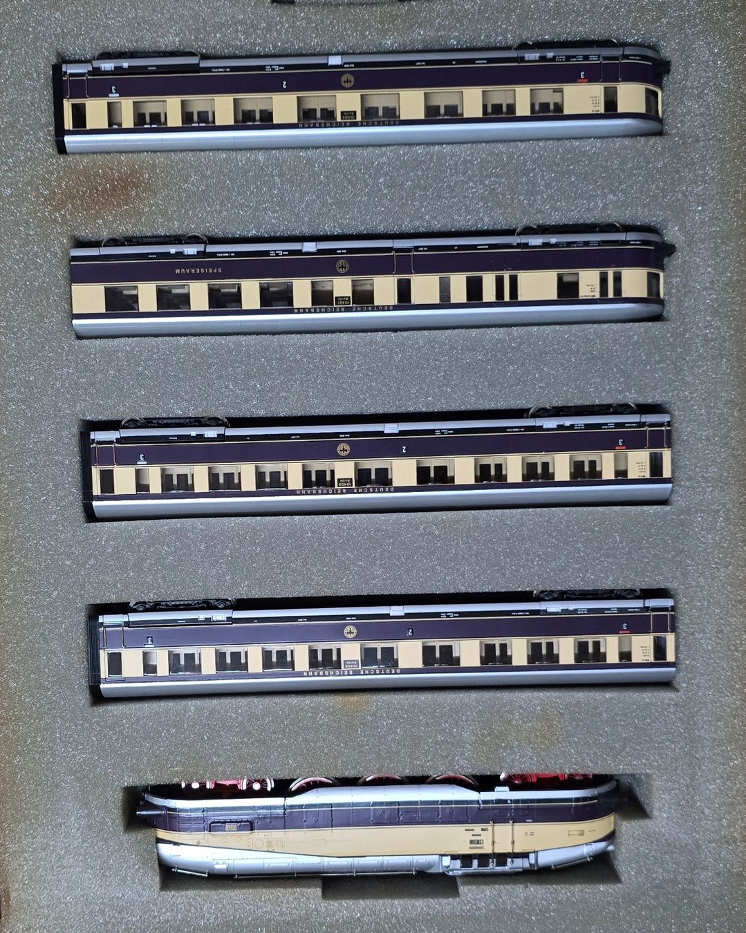 Rivarossi Modelleisenbahnen: Sammlung Modelleisenbahn Rivarossi HO – Neu (gemäss Beschreibung) aus Uettligen von frienisberg3043 2