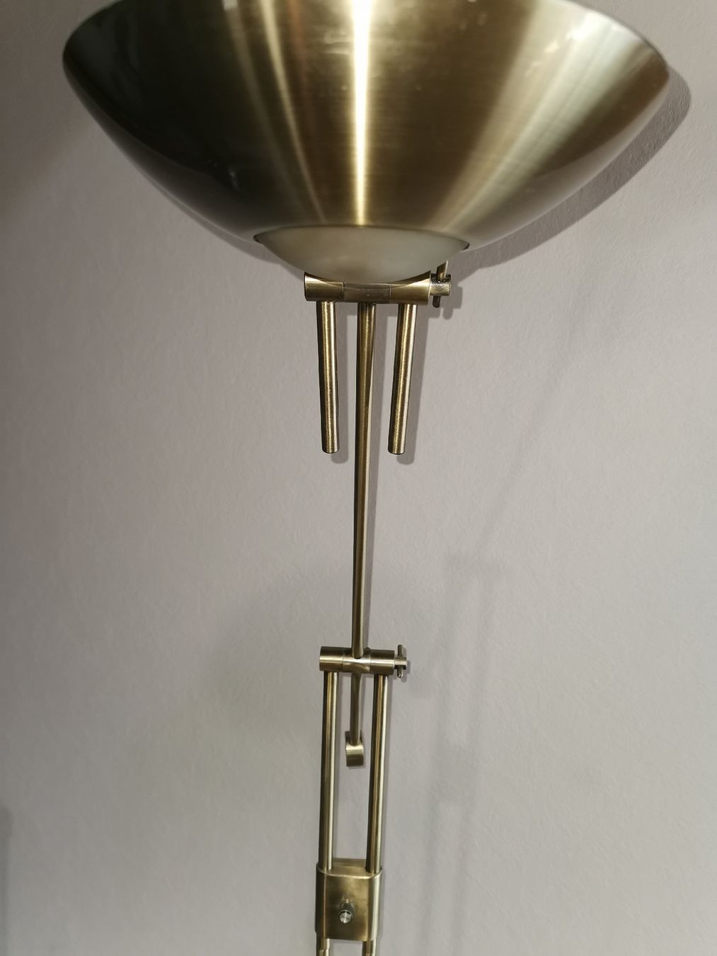 Lampen: Lampadaire sur pied Halogène Laiton  – Gebraucht aus Satigny von NadDid 1