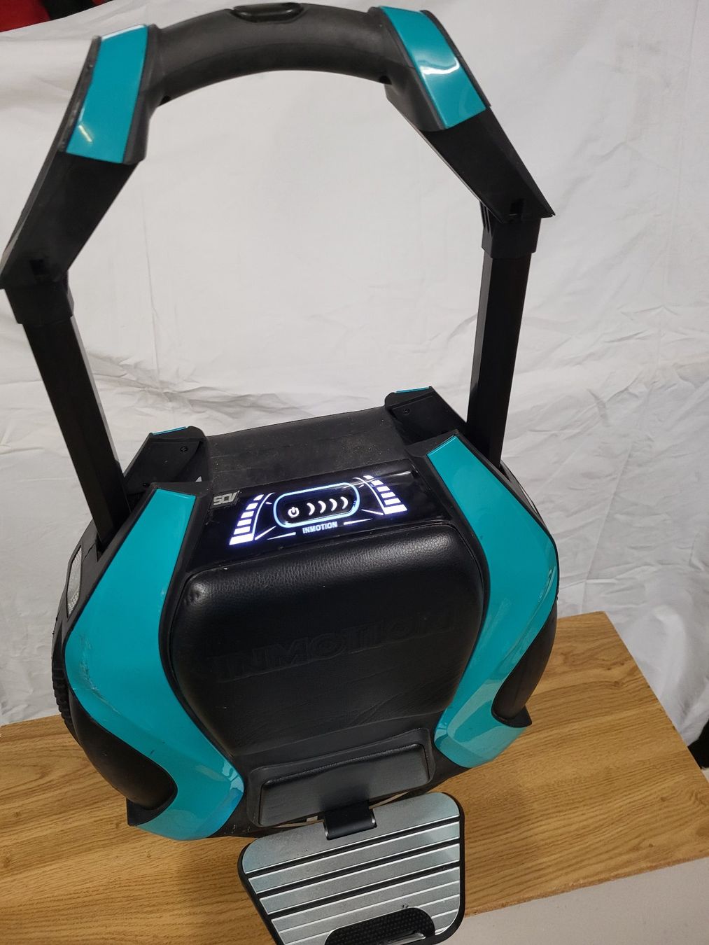 Hometrainer: roue inmotion V 3 accu neuf – Usato da Courroux venduto da joebar49