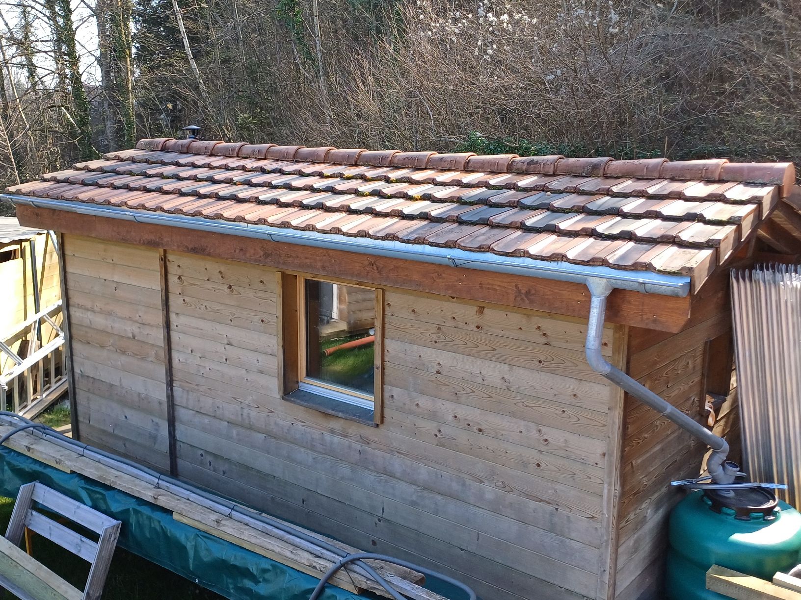 Casette da giardino & serre: gartenhaus isoliert mit holzherd – Usato da Châtillon venduto da Holzbau777 2