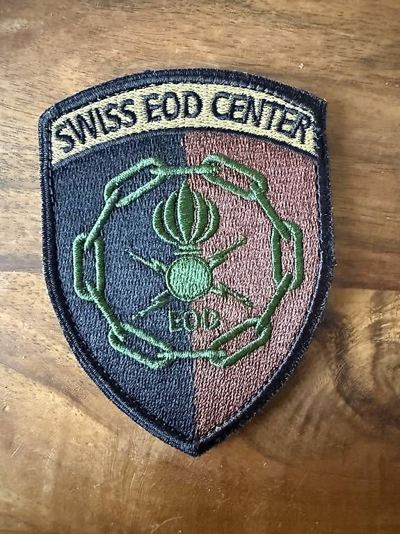 Placchette & Badge: Patchs velcro Armée XXI – Usato da La Tour-de-Peilz venduto da laurent1979 3